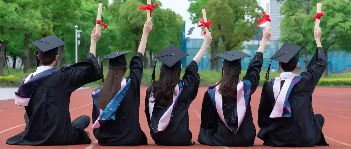 1765610744619395.jpg 微信图片_2025-12-13_152440_209.jpg