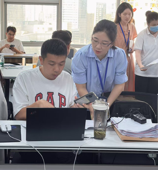 1767517921909251.png 职称宣传图11.png